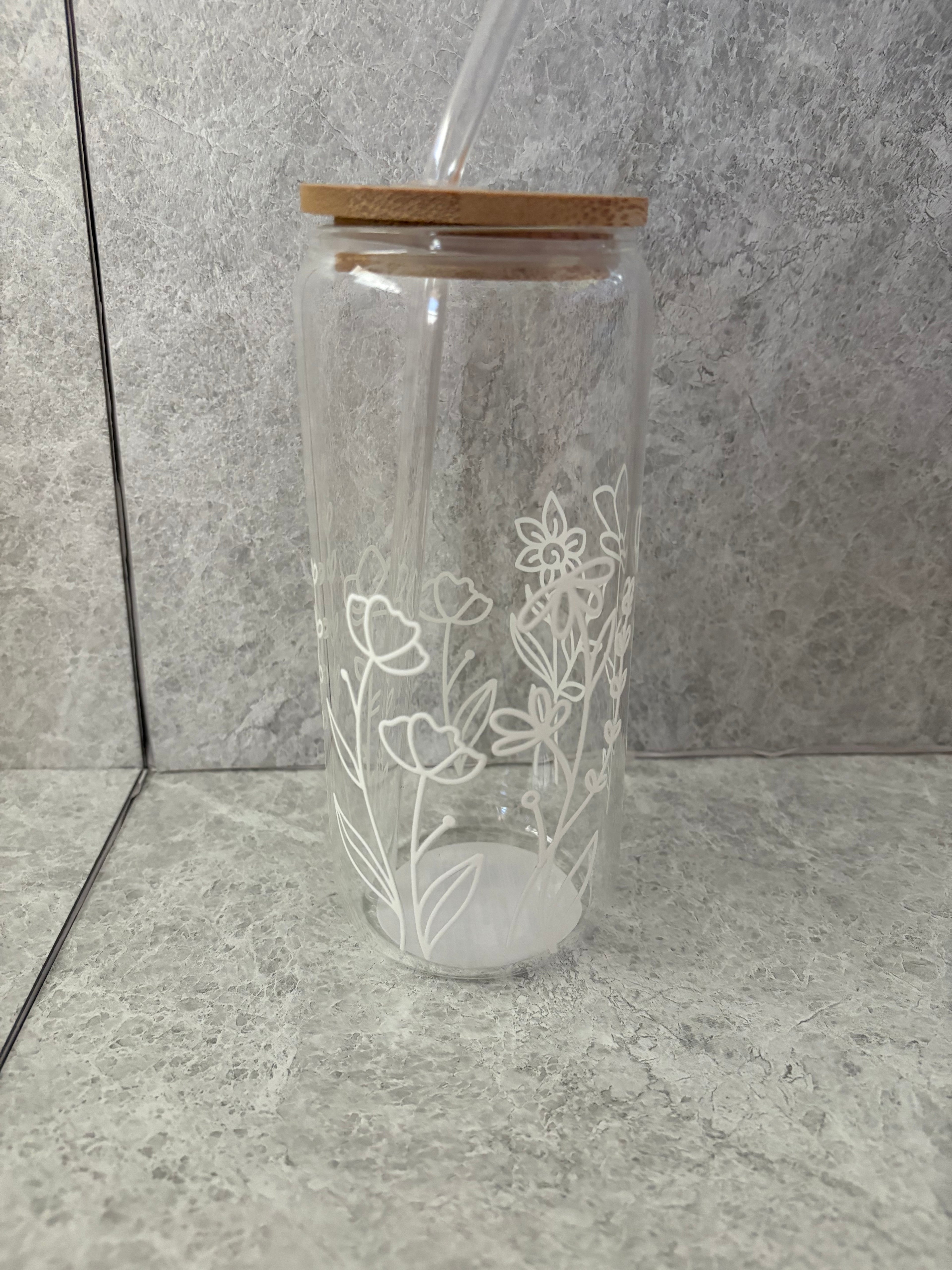 White Delicate Flower Coffee Glass with Bamboo Lid & Glass Straw