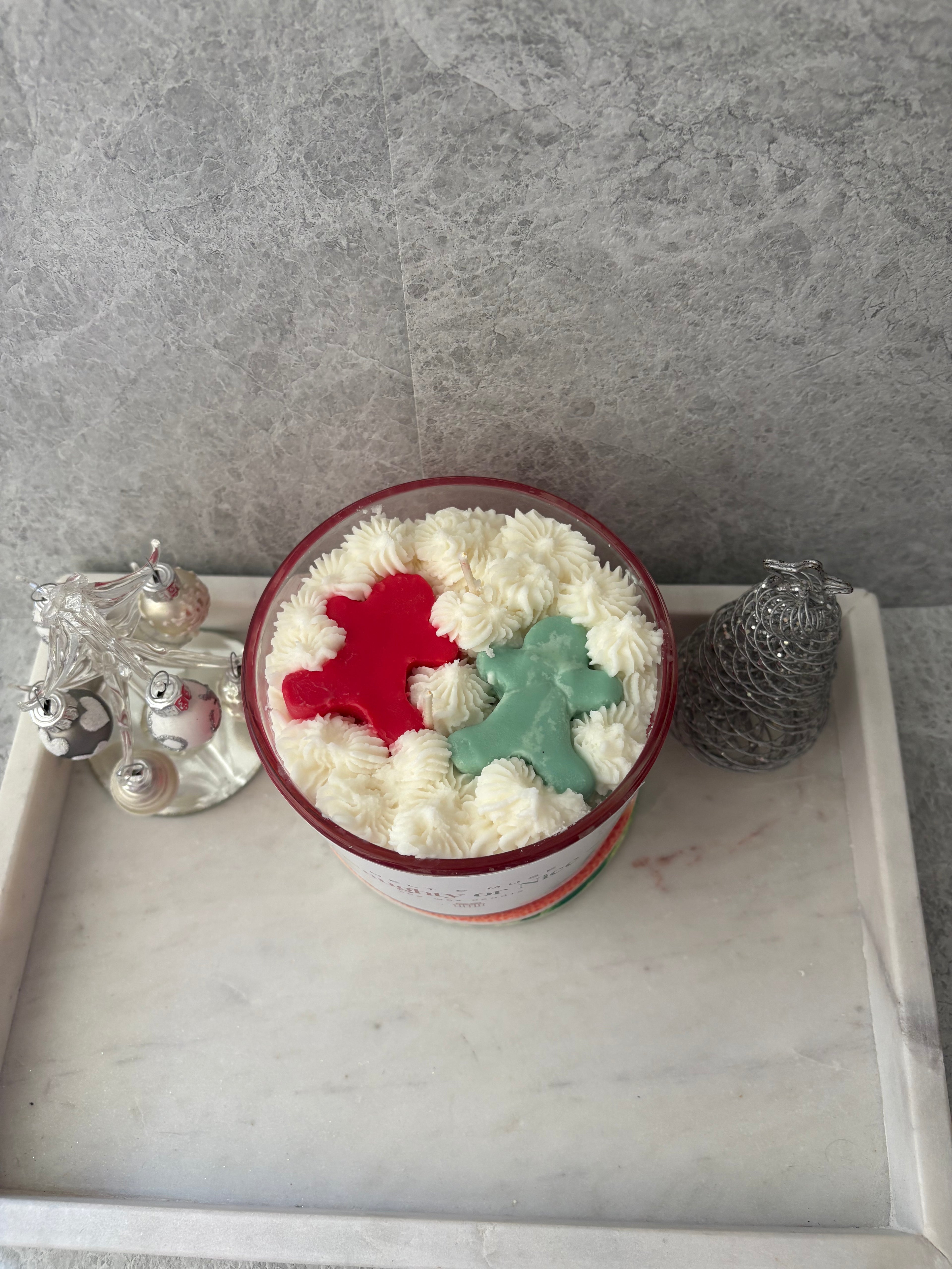 🎁 Naughty or Nice Candle