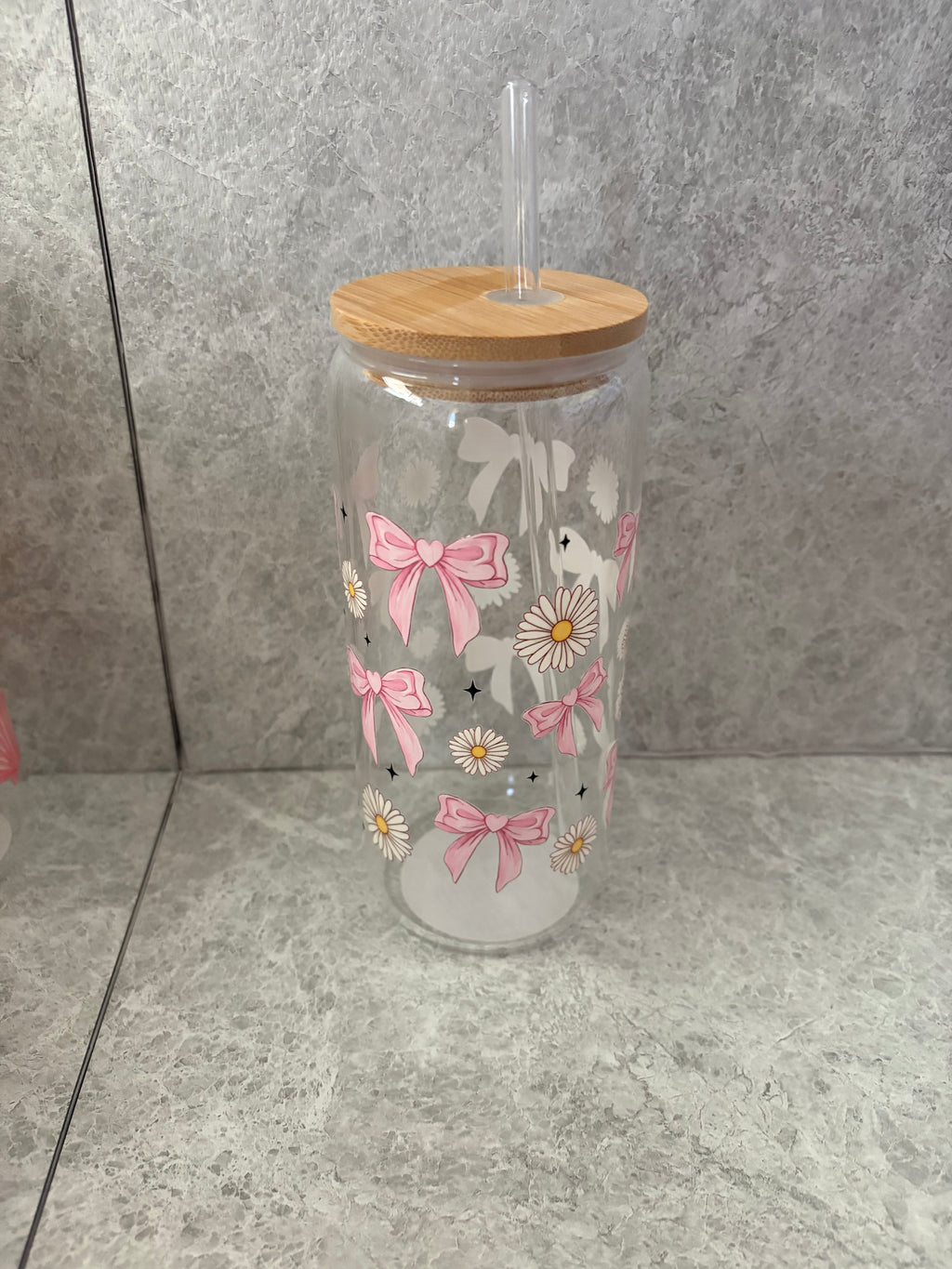Bows & Flowers Coffee Glass with Bamboo Lid & Glass Straw
