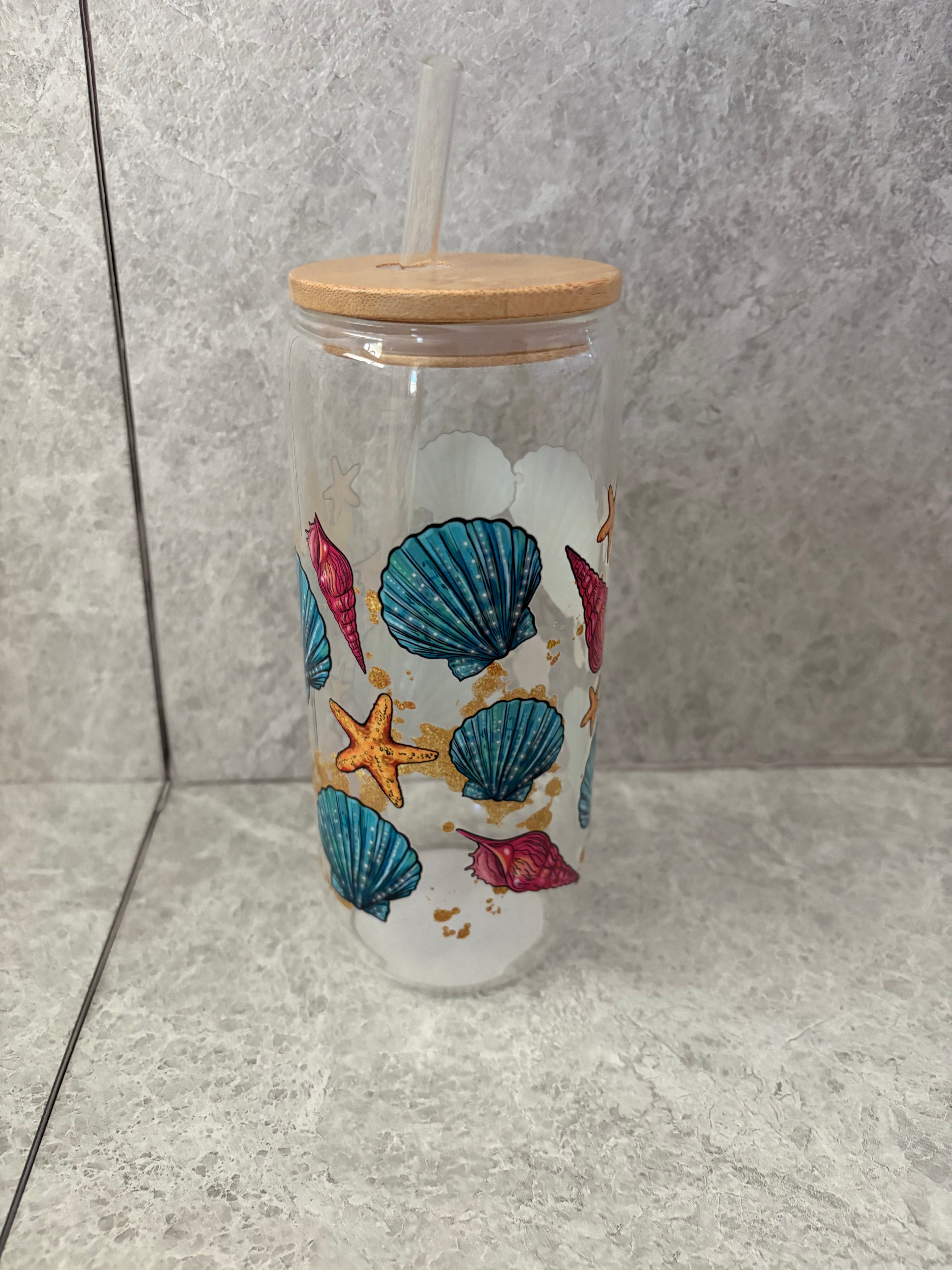 Blue Sea Shells Coffee Glass with Bamboo Lid & Glass Straw