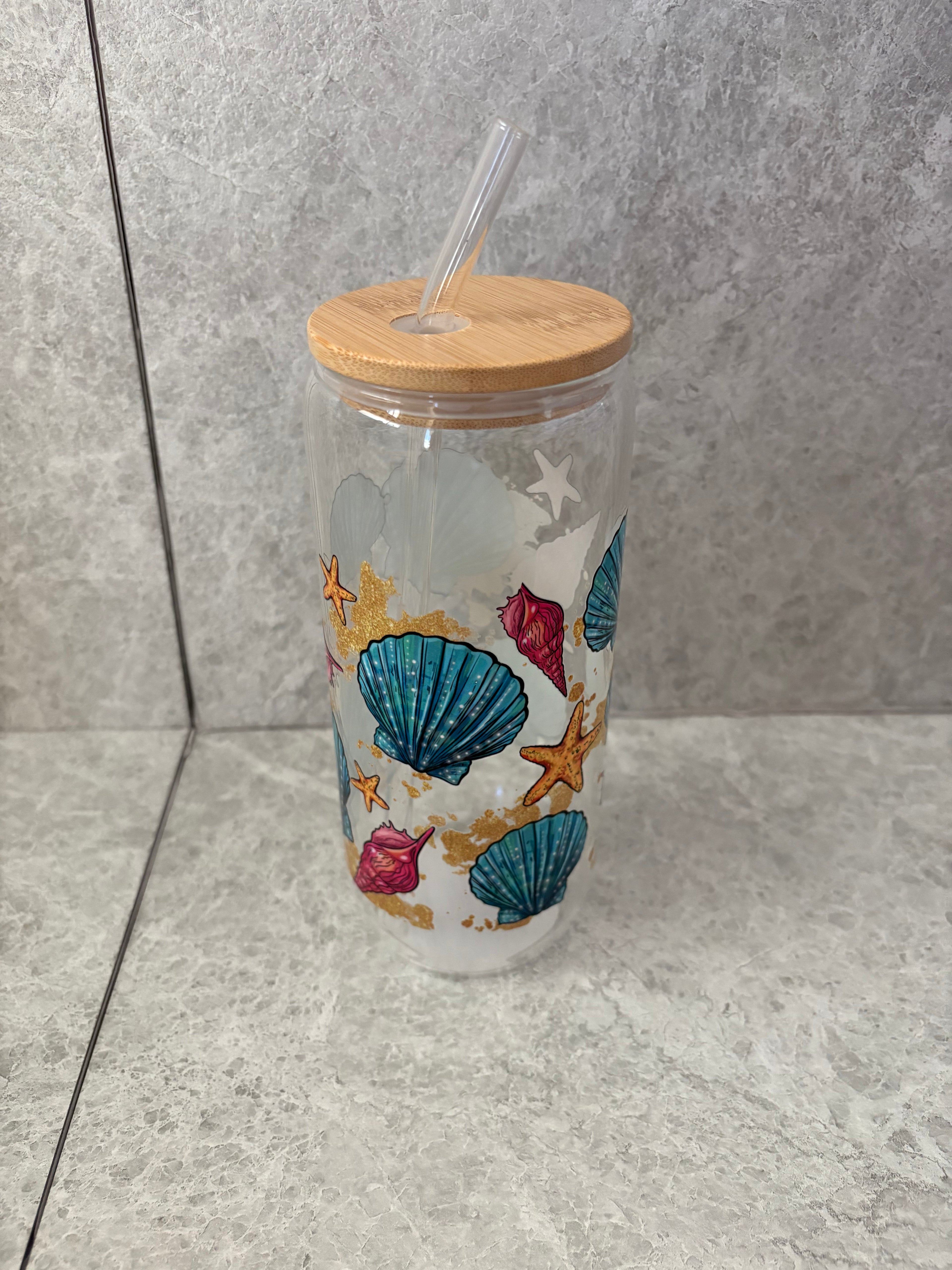 Blue Sea Shells Coffee Glass with Bamboo Lid & Glass Straw